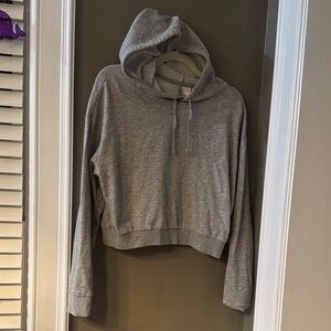 H&M size M Light Gray cropped Women's Hoodie sweatshirt lightweight